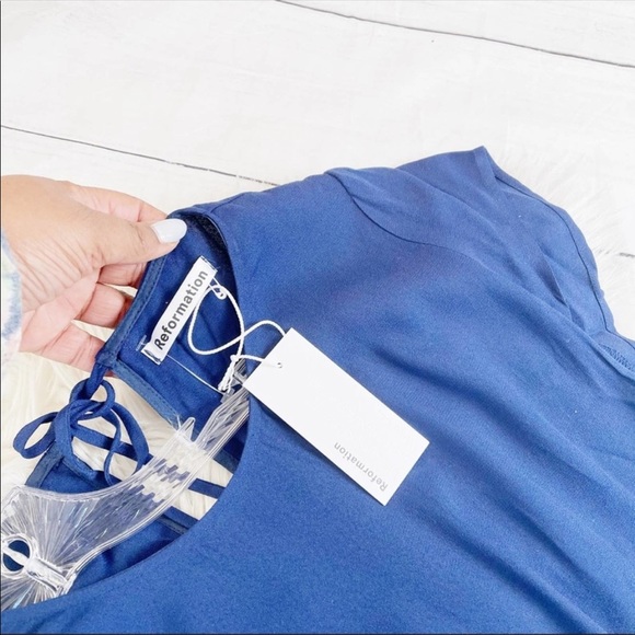 Reformation Mayer Jumpsuit Cutout back with Tie in Danube Blue Size 12 NEW - Picture 2 of 3